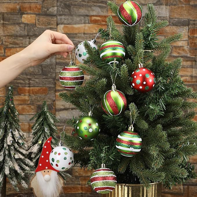 New hand-painted electroplated plastic Christmas ball set